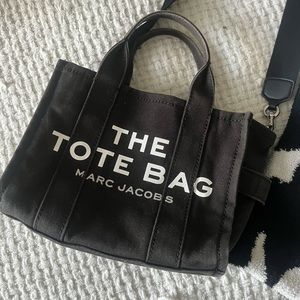 Marc jacobs mini tote bag